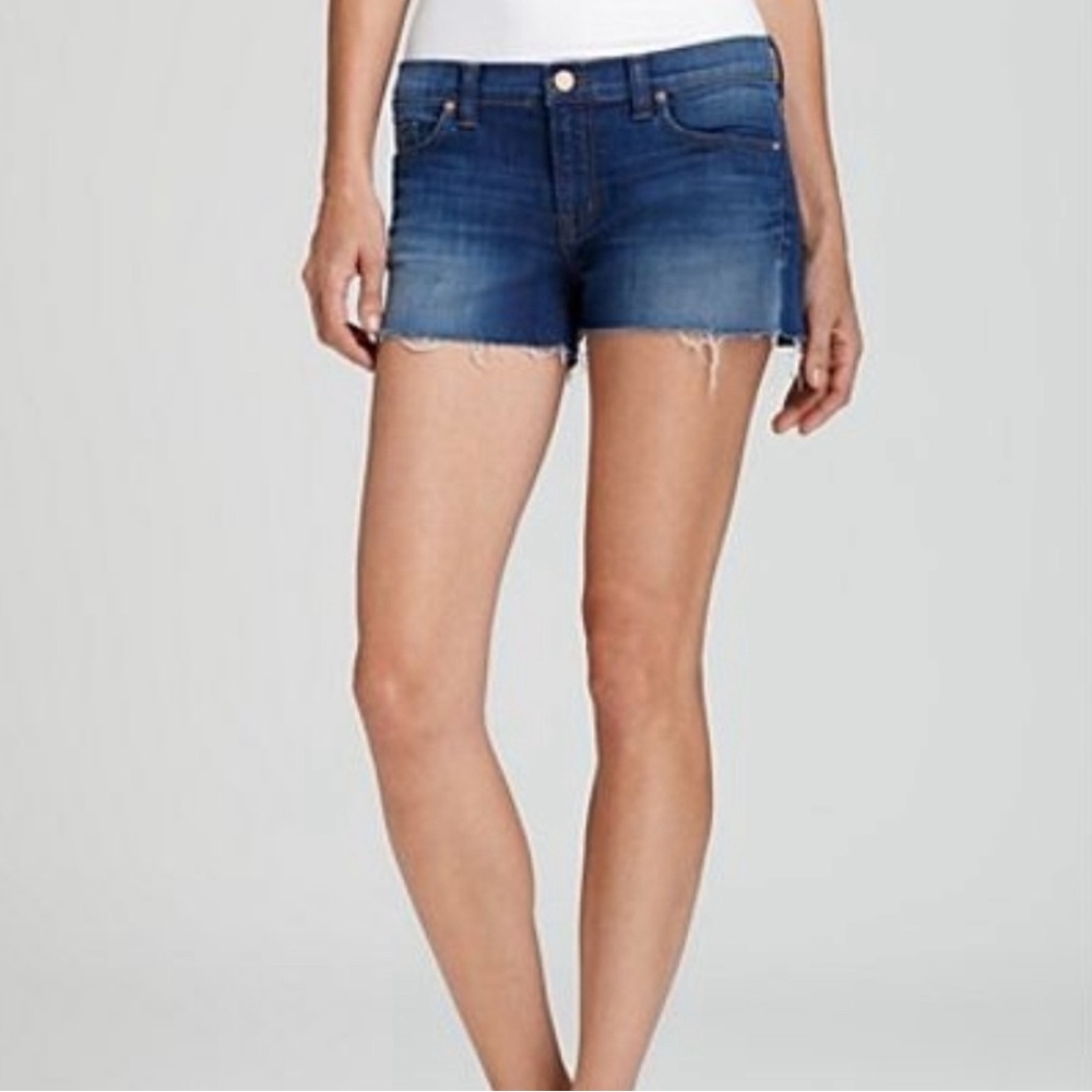 J Brand cut off shorts in karma wash size 25 EUC
